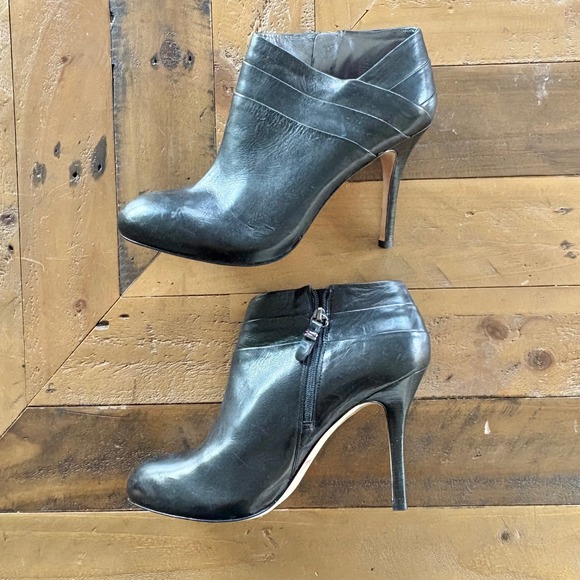 $298 VIA SPIGA Italian Leather‎ Ankle Boots Stiletto Heel Black Booties 7.5M EUC - Picture 3 of 8